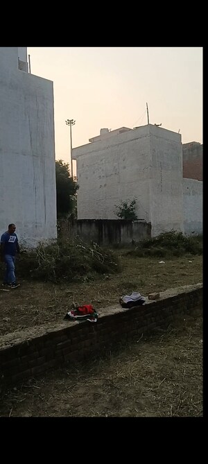  Plot – Exterior View View at Kalindi Kunj - for Sale