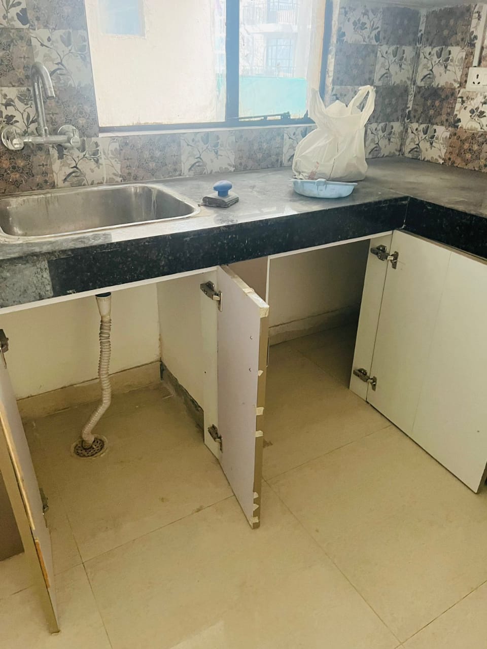 2 BHK Apartment For Rent in Godrej Meridien