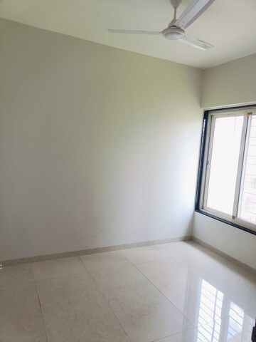 Room in 2 BHK Apartment at Shivtara Garden Apartment, Kothrud – for Rent