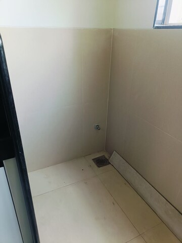 Room in 2 BHK Apartment at Shivtara Garden Apartment, Kothrud – for Rent
