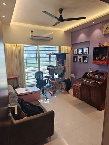 Master Bedroom in 3 BHK Apartment at Lotus Sky Garden, Malad West – for Rent
