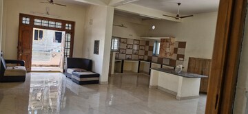 Living Room in 2 BHK Independent House at Ameenpur – for Rent
