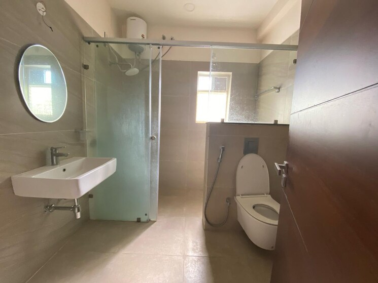 Bathroom, aparna-luxor-park 3 Bedroom 2025 Sq.Ft. Apartment In Kondapur Hyderabad 8645792