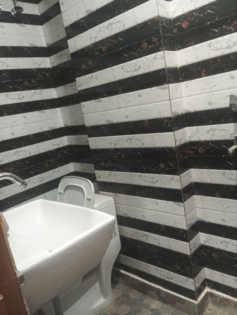 undefined, rohini sector 25 2 Bedroom 700 Sq.Ft. Builder Floor In Rohini Sector 25 Delhi 8645818