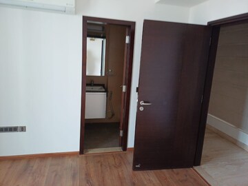 Room in 4 BHK Apartment at ATS Kocoon, Sector 109 – for Sale