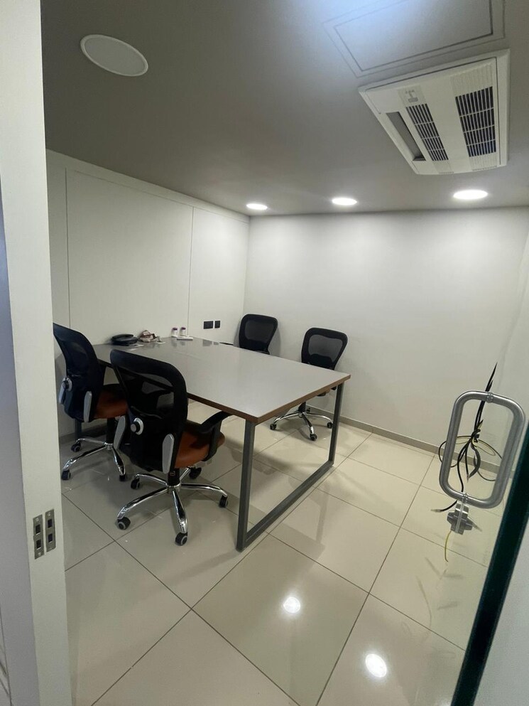Team Area, shilp-epitome Commercial Office Space 1871 Sq.Ft. In Bodakdev Ahmedabad 8645868