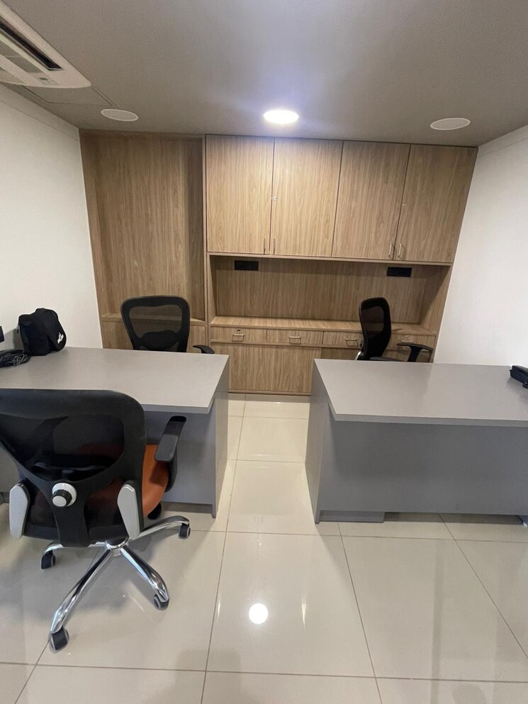 Team Area, shilp-epitome Commercial Office Space 1871 Sq.Ft. In Bodakdev Ahmedabad 8645868