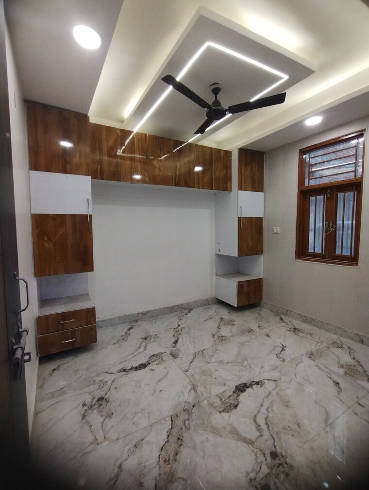 undefined, uttam nagar west 2 Bedroom 500 Sq.Ft. Builder Floor In Uttam Nagar West Delhi 8646010