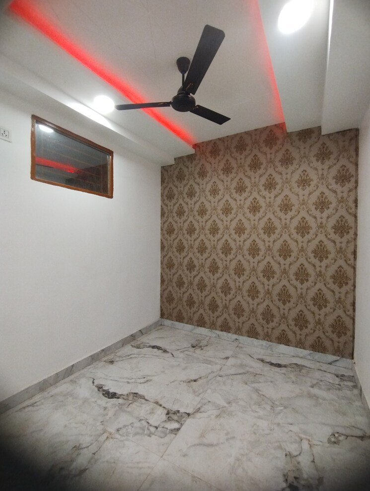 undefined, uttam nagar west 2 Bedroom 500 Sq.Ft. Builder Floor In Uttam Nagar West Delhi 8646010