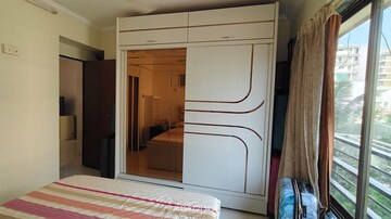 Bedroom in 3 BHK Apartment at Bandra West – for Rent
