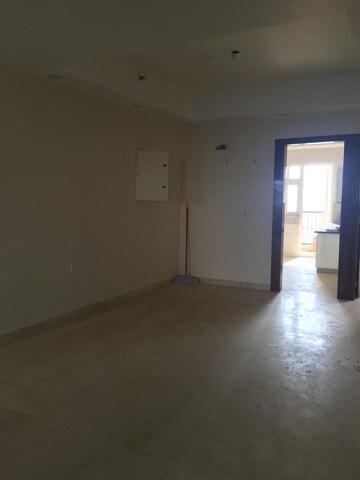 Room in 2 BHK Apartment at M3M Woodshire, Sector 107 – for Sale