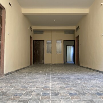 Room in 2 BHK Apartment at Niranjanpur – for Rent
