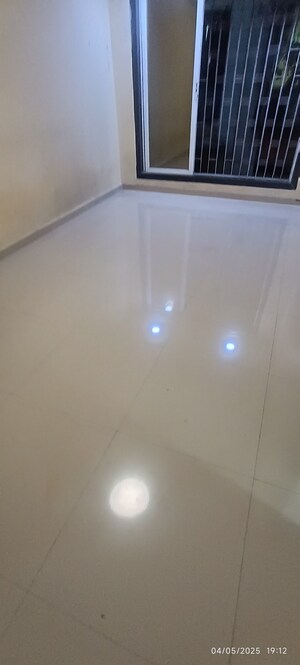 Room in 1 BHK Apartment at Nerul – for Sale