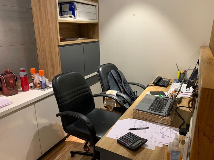 Team Area, true-westgate Commercial Office Space 900 Sq.Ft. In Makarba Ahmedabad 8646067