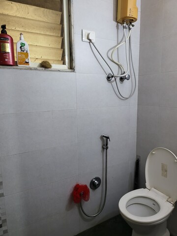 Furnished Amenities in 3 BHK Apartment at Amli Industrial Estate – for Rent