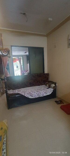 Bedroom in 2 BHK Apartment at Seawoods – for Sale
