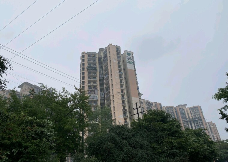 Exterior View, amrapali-pan-oasis 2 Bedroom 1125 Sq.Ft. Apartment In Sector 70 Noida 8646216