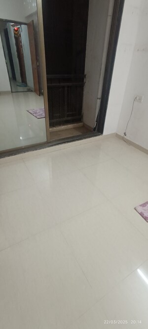 Room in 3 BHK Apartment at Seawoods – for Sale