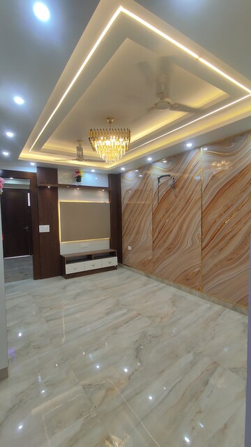 Living Room in 2 BHK Builder Floor at Sector 73 – for Sale