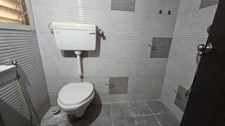 Bathroom, sector 47 2 Bedroom 1006 Sq.Ft. Apartment In Sector 47 Noida 8646474