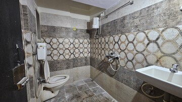Attached Bathroom in 2 BHK Apartment at Sector 47 – for Rent