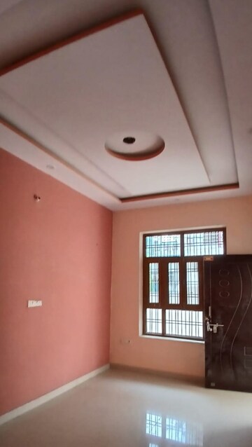 Room in 3 BHK Independent House at Chinhat – for Sale