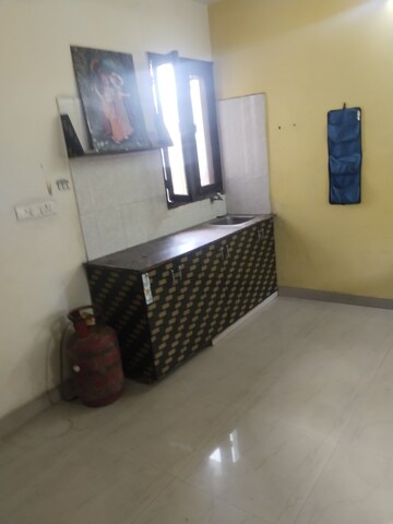 Living Room in 1 RK Independent House at Sector 56 – for Rent