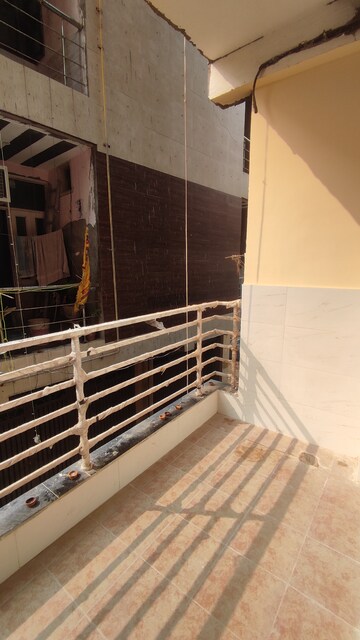 Balcony in 2 BHK Builder Floor at Sector 73 – for Sale