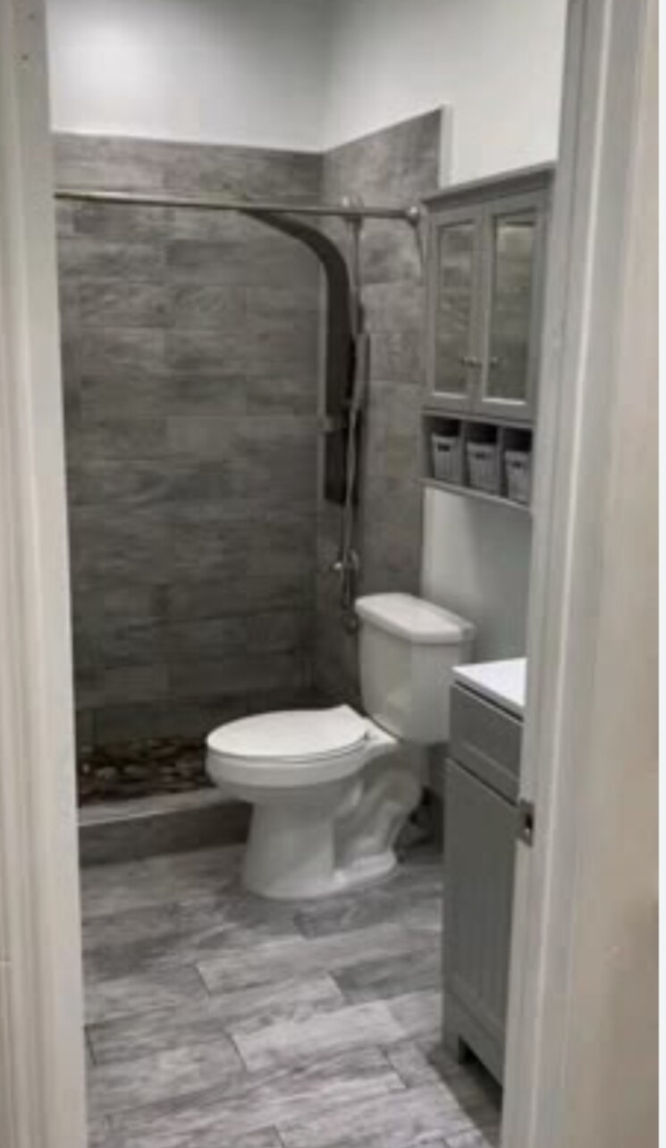 Bathroom, khirki extension 2 Bedroom 700 Sq.Ft. Builder Floor In Khirki Extension Delhi 8646709