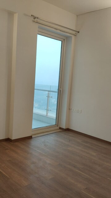 3 BHK Apartment For Sale in Godrej Meridien, Sector 106