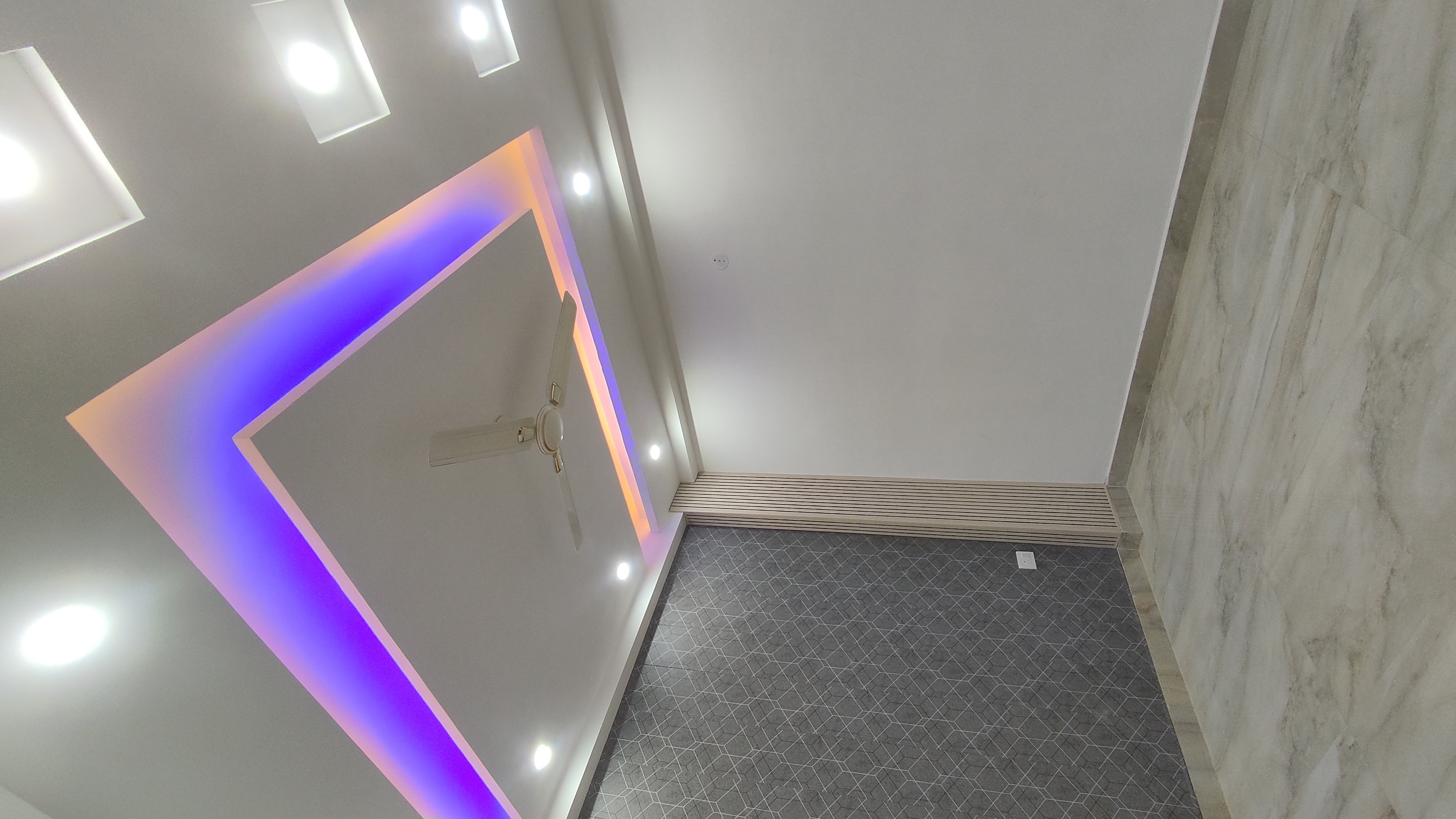 2 BHK Builder Floor For Sale in Veena Residency