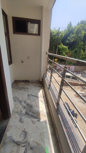 Balcony in 3 BHK Builder Floor at Sector 73 – for Sale