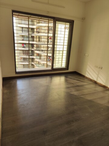 Room in 3 BHK Apartment at Acme Alpinia, Ghodbunder Road – for Rent