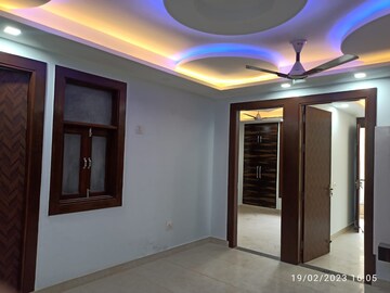 Room in 3 BHK Builder Floor at Malviya Nagar – for Sale