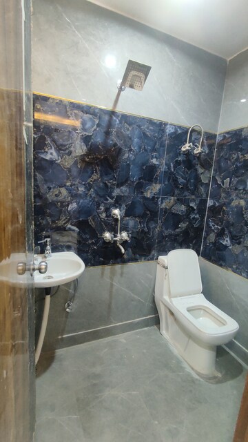 Bathroom in 3 BHK Builder Floor at Sector 73 – for Sale
