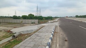  Land For Sale in Sarojini Nagar