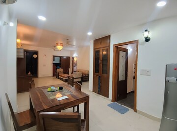 Living Room in 4 BHK Apartment at Sector 52 – for Rent