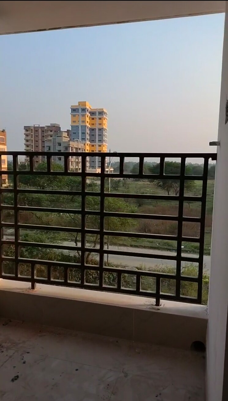Balcony, new town action area iii 3 Bedroom 1148 Sq.Ft. Apartment In New Town Action AreA Iii Kolkata 8647152