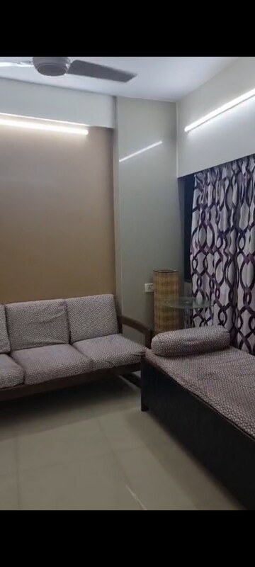 Bedroom in 1.5 BHK Apartment at Vijaynagar Society, Marol – for Rent