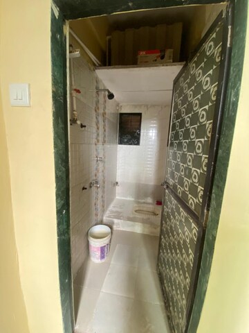 Bathroom in 1 BHK Apartment at Kopar Khairane – for Rent
