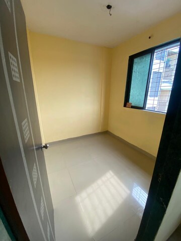 Room in 1 BHK Apartment at Kopar Khairane – for Rent