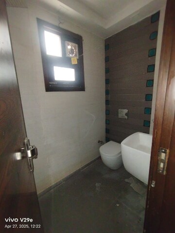 2.5 BHK Builder Floor For Rent in Mansarover Garden