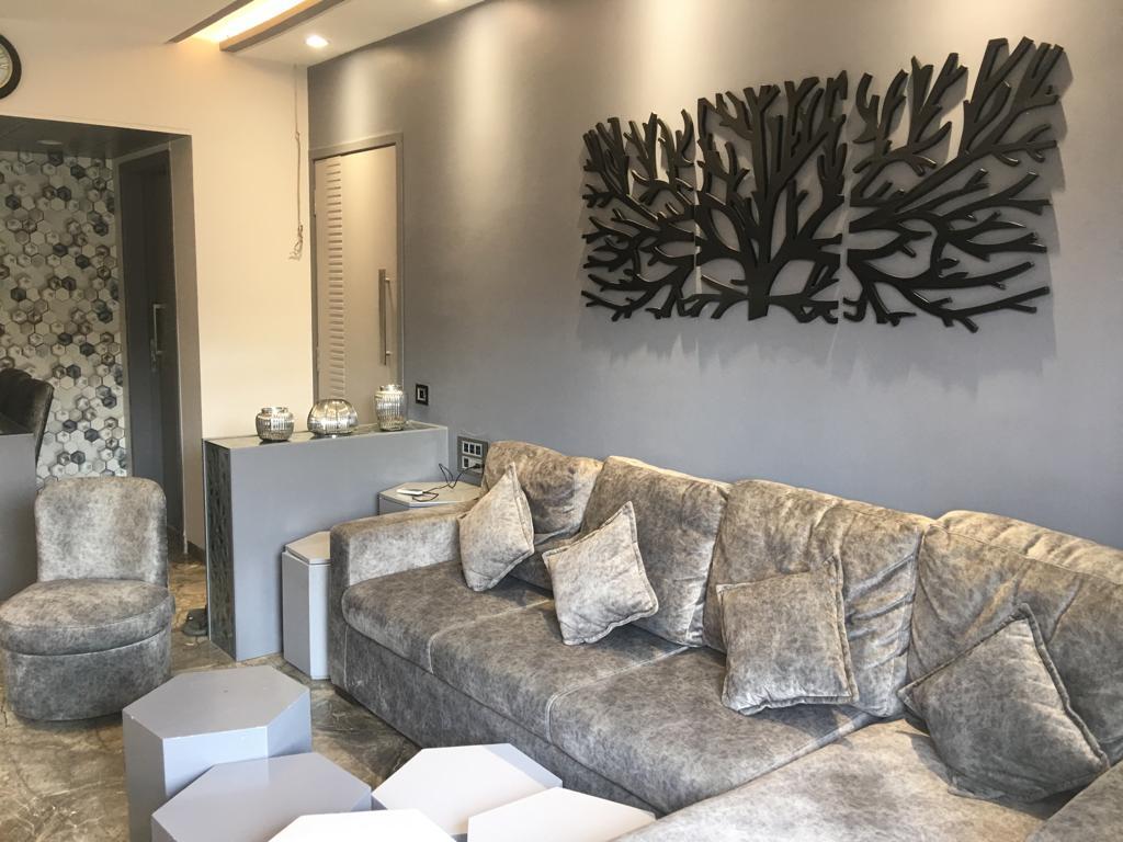 2 BHK Apartment For Rent in Transcon Triumph Tower