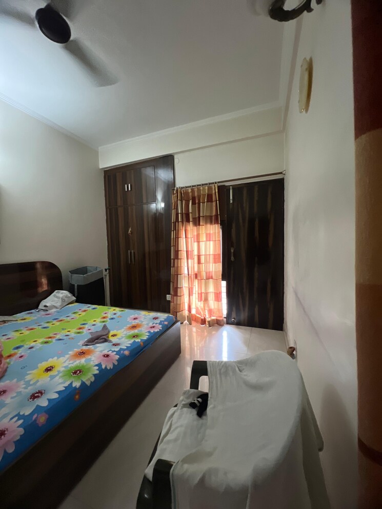 Bedroom, shipra-royal-tower 3.5 Bedroom 1635 Sq.Ft. Apartment In Ahinsa Khand 2 Ghaziabad 8647233