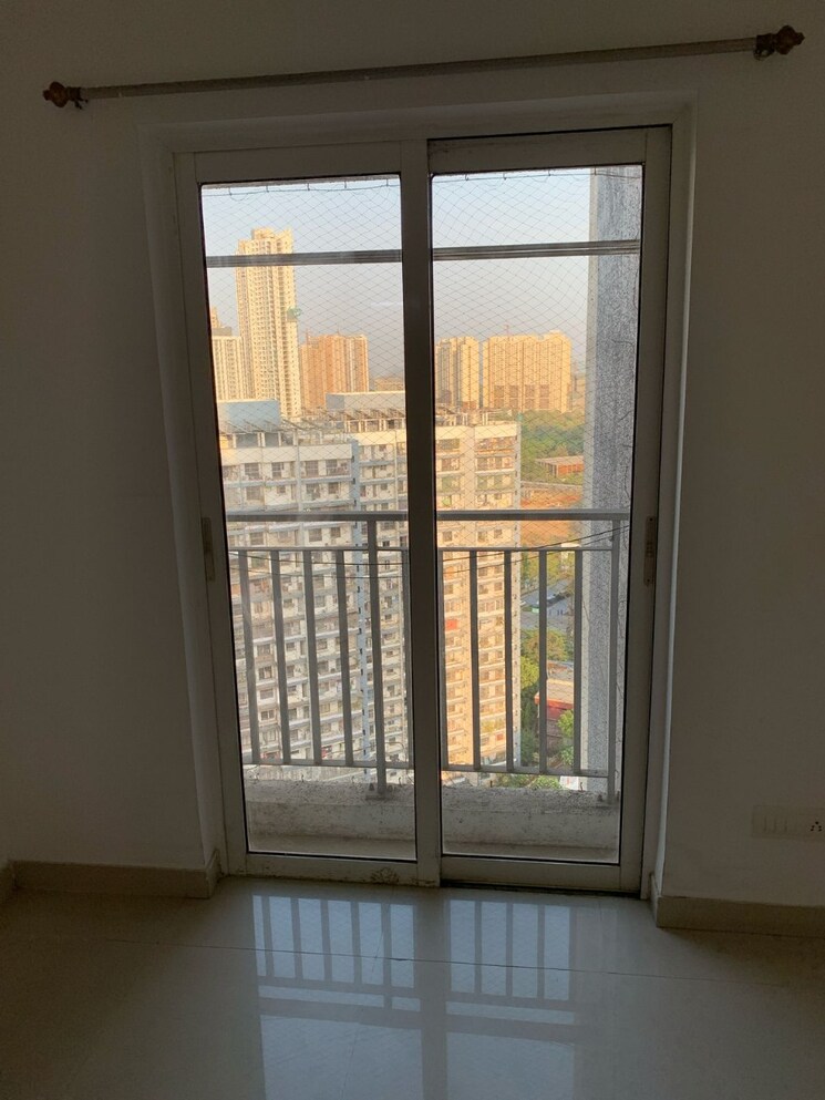 Room, wadhwa-elite-solitaire 1 Bedroom 450 Sq.Ft. Apartment In Kolshet Road Thane 8647219