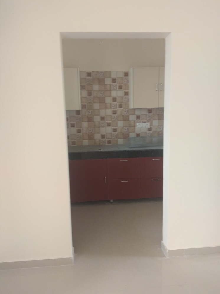 Kitchen, vip road 2 Bedroom 600 Sq.Ft. Apartment In Vip Road Zirakpur 8647230