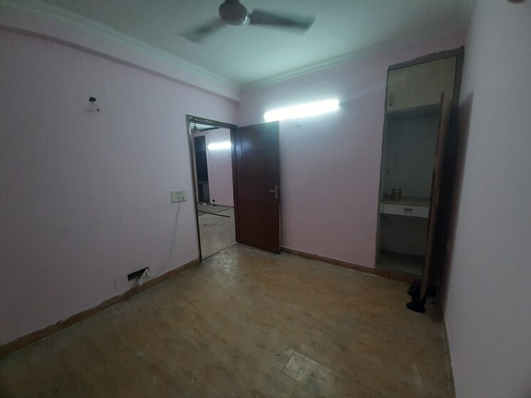 Room, palm-residency-chhatarpur 3 Bedroom 140 Sq.Yd. Builder Floor In Chattarpur Delhi 8647257