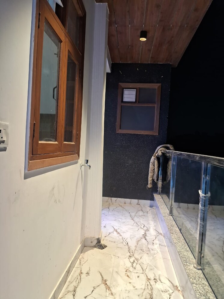 undefined, chattarpur 3 Bedroom 1000 Sq.Ft. Builder Floor In Chattarpur Delhi 8647258