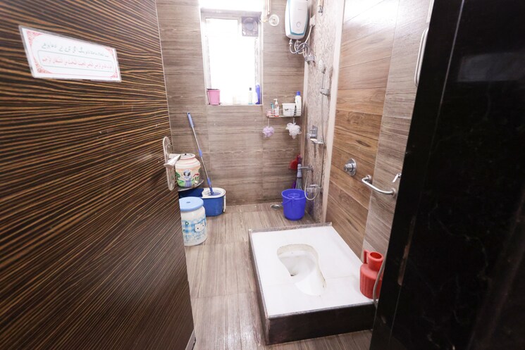 Bathroom, pride-presidency-luxuria 2.5 Bedroom 879 Sq.Ft. Apartment In Ghodbunder Road Thane 8647329