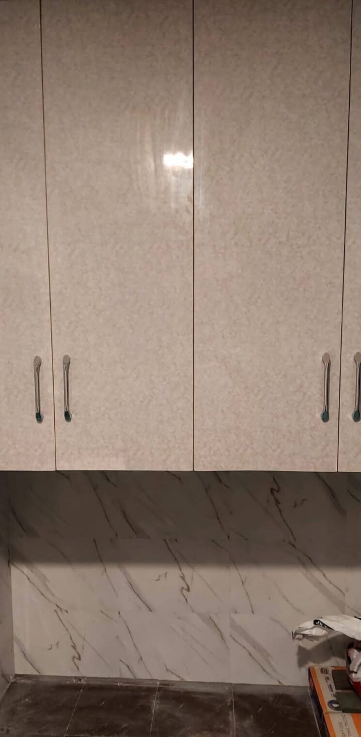 Other, hazratganj 3 Bedroom 1500 Sq.Ft. Apartment In Hazratganj Lucknow 8647335